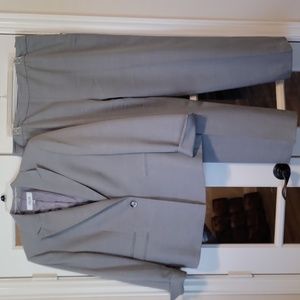 EUC Gray pant suit.